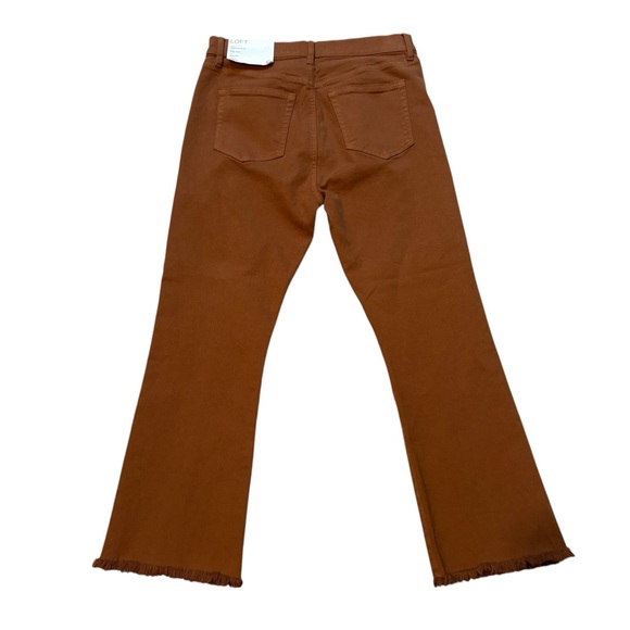 NWT, LOFT Pintucked Frayed High Rise Kick Crop Jeans in Cocoa Powder, Sz 4/27 - Picture 6 of 16
